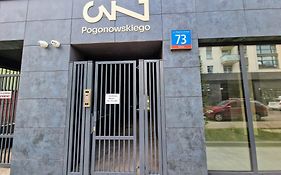Pogonowskiego 73 - Blue Design Apartment 8 Guests, Terrace&Parking CHILLINLODZ